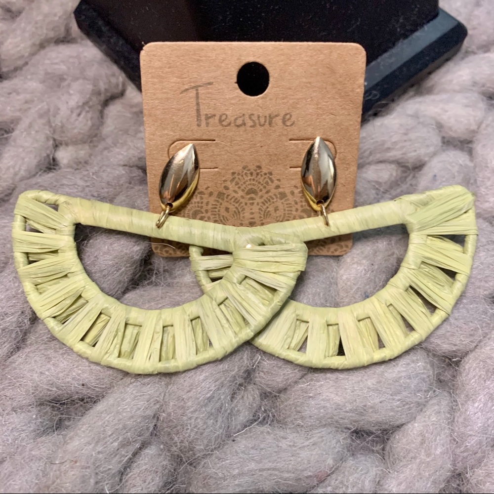 NWT Mint Green Straw Drop Earrings